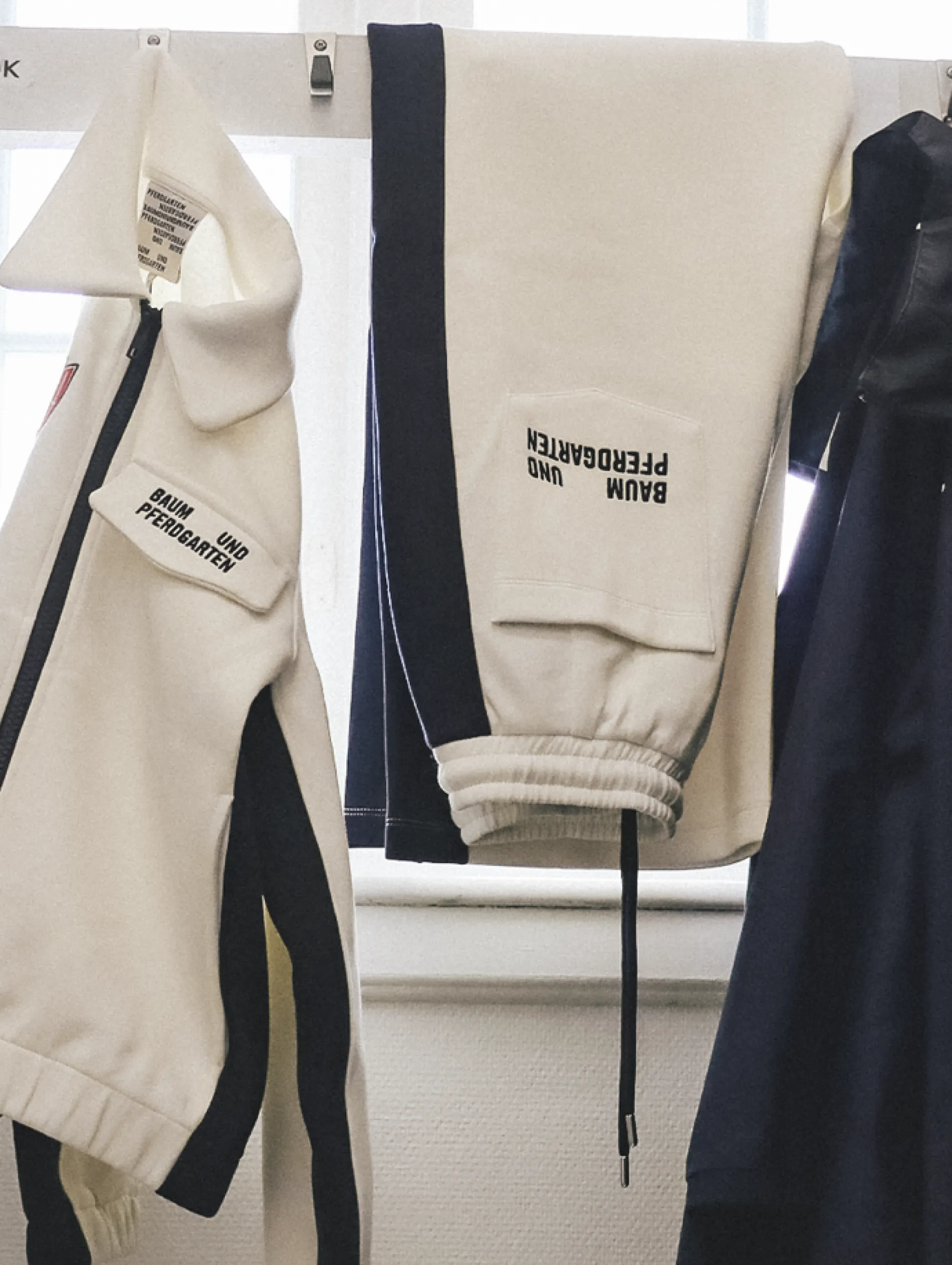 Baum und Pferdgarten JANNI PANTS | Egret Sale