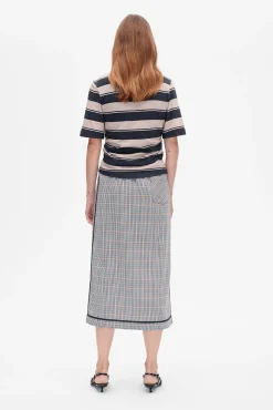 Baum und Pferdgarten Judite top from | Savannah Football New
