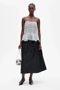 Baum und Pferdgarten Meis top from | Grey Office Leopard Online