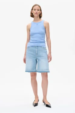 Baum und Pferdgarten Nolie Shorts from | Light Denim Hot